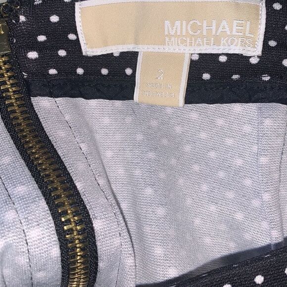 LIKE NEW WOMEN’S MICHAEL KORS POLKA DOT SKATER SKIRT SIZE 2 - Picture 6 of 6